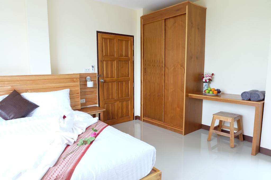 Chatin Guesthouse Khao Lak Eksteriør billede