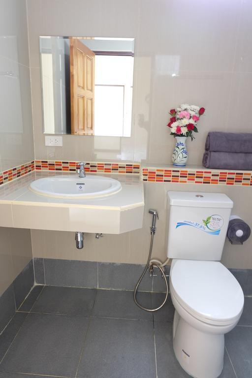 Chatin Guesthouse Khao Lak Eksteriør billede